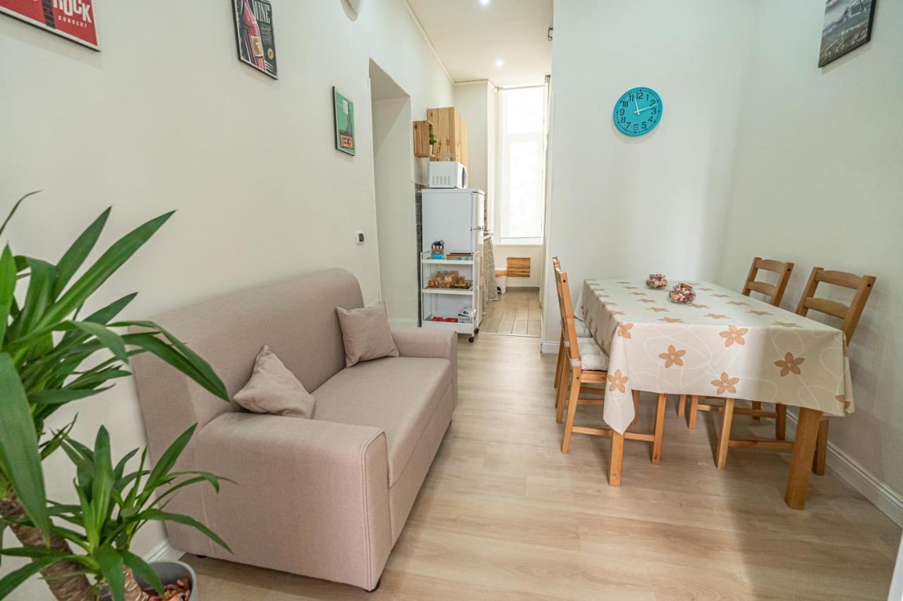 Casa Vacanze Decumano 18 Napoli Esterno foto