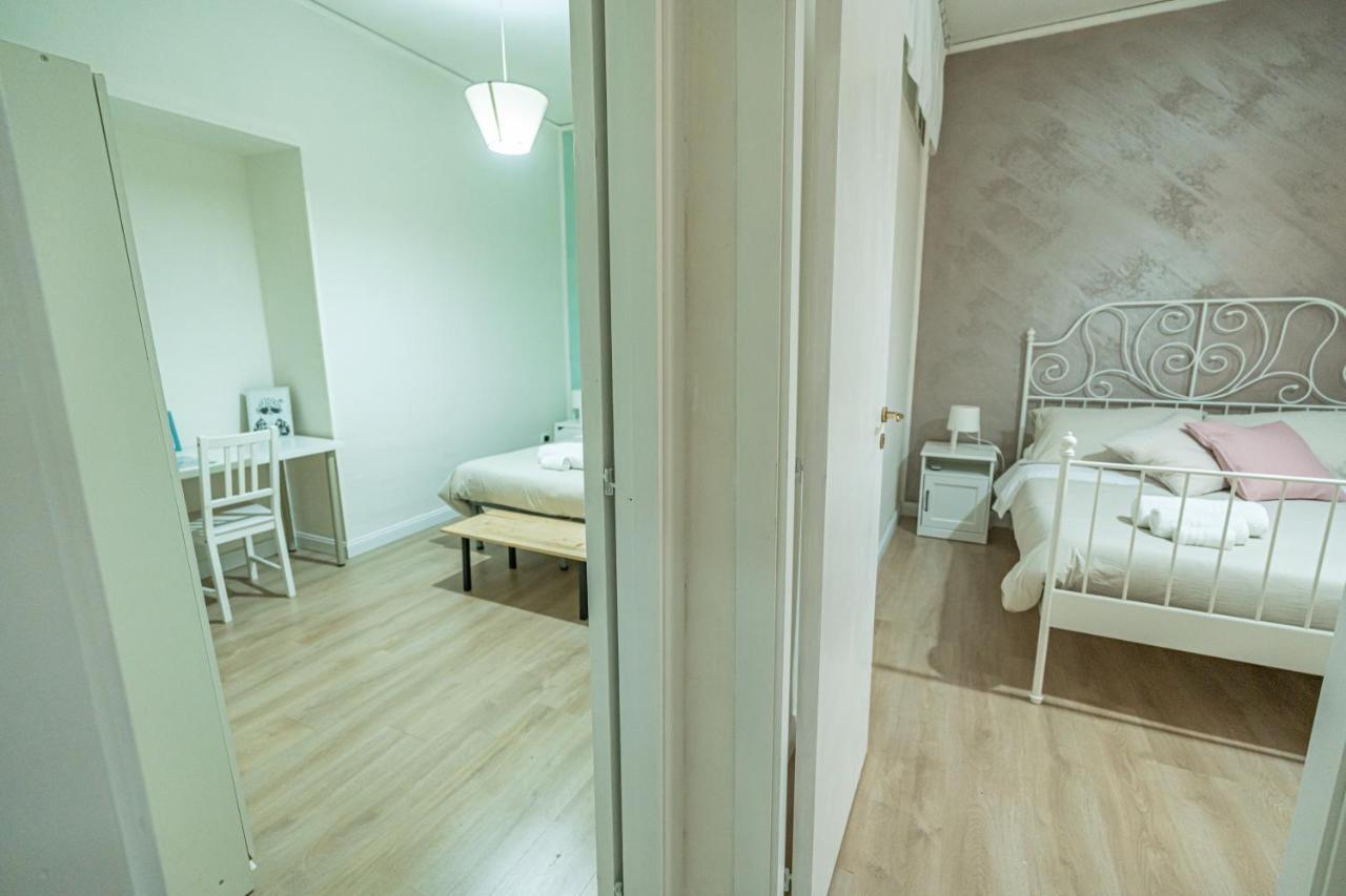 Casa Vacanze Decumano 18 Napoli Esterno foto